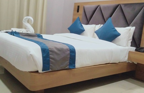 Sualkuchi Hotel | Click Hotel Guwahati