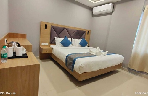 Sualkuchi Hotel | Click Hotel Guwahati