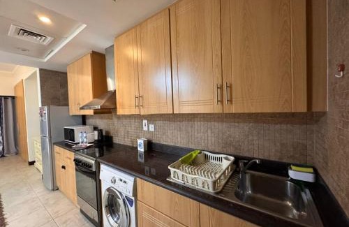 Jumeirah Lake Towers Apartment | Click Stay - JLT - Entire Studio & Balcony Lakes view Apartment -AM