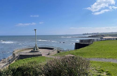 Cullercoats House | Cliff Haven, Sea View Holiday Home.