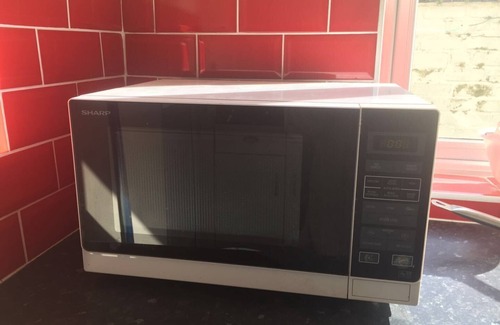 Liverpool House | Close to 3 beautiful botanic gardens and city centre