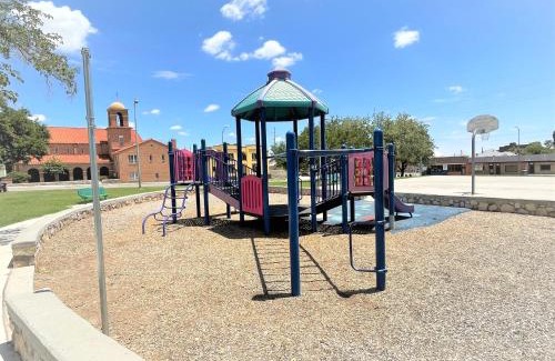 Downtown El Paso Apartment | Close to All, Restful Duplex A in Downtown, UTEP, Hospitals