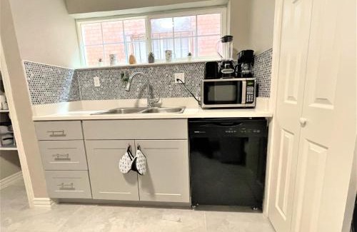 Downtown El Paso Apartment | Close to All, Restful Duplex A in Downtown, UTEP, Hospitals