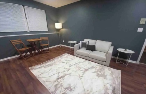 Ottawa Apartment | Close to DT Ottawa - 2BR Apt