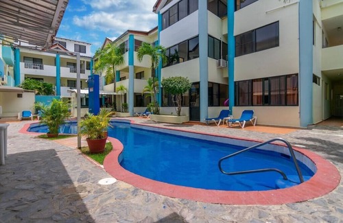 El Batey Condo | Close to everything
