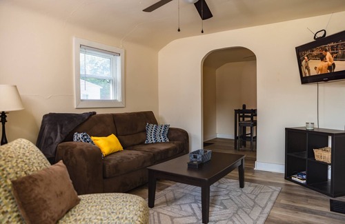 Camp Taylor House | Close to Everything in Louisville!