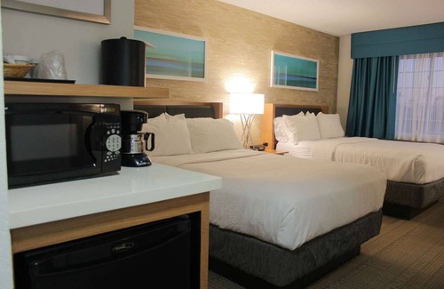Anaheim Resort Hotel | Close to Famous Attractions! Near Disneyland Park, w/Pool!