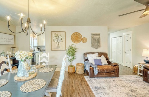 Kalispell House | Close to Glacier Park! 4 Bedroom, 2 bath Family and Pet Friendly Comfy Home