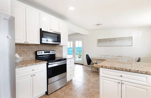 Twentynine Palms House | Close to Joshua Tree Entrance, STAR GAZE Jacuzzi, MTN VIEWS, Fire-Pit