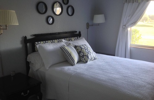 Dunnellon Villa | Close to Rainbow River, one bedroom on golf course