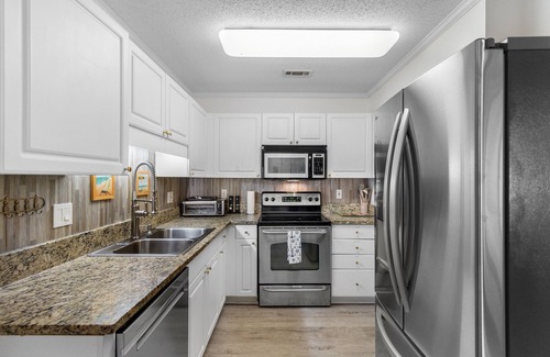 Vaught Condo | Close2Beach and Activities!