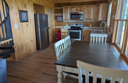 Traphill Cabin | Closest Vacation Rental to NC's Stone Mountain State Park