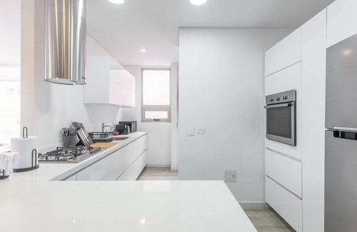 Usaquen Apartment | Cloud 9 | Big & Spacious | The Amber