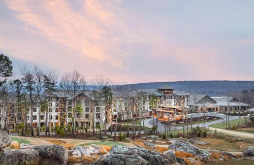 Rising Fawn Resort | Cloudland at McLemore Resort Lookout Mountain, Curio by Hilton