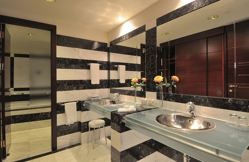 Loutraki Hotel | Club Hotel Casino Loutraki