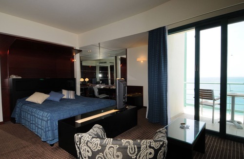 Loutraki Hotel | Club Hotel Casino Loutraki
