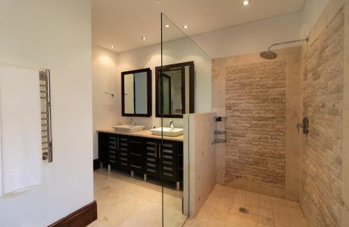 Knysna Villa | CM15 - Franzi's Dream-C15