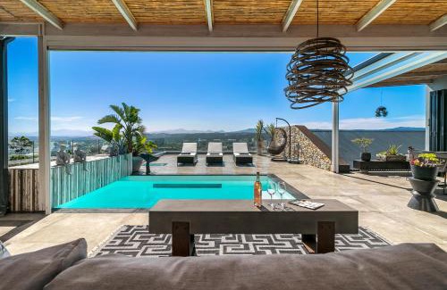 Knysna Villa | CM33 - Pezula Birds Eye View