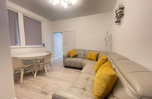 Whitley Bay Apartment | Coast View Professional let