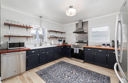 Jacksonville Beach House | Coastal Beach Retreat w/Heated Pool, Putting Green