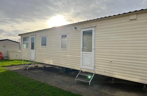 Winestead Apartment | Coastal Caravan Holidays - Goldfinch 22