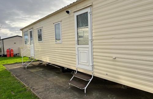 Winestead Apartment | Coastal Caravan Holidays - Goldfinch 22