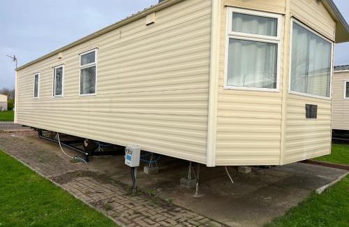 Winestead Apartment | Coastal Caravan Holidays - Goldfinch 22