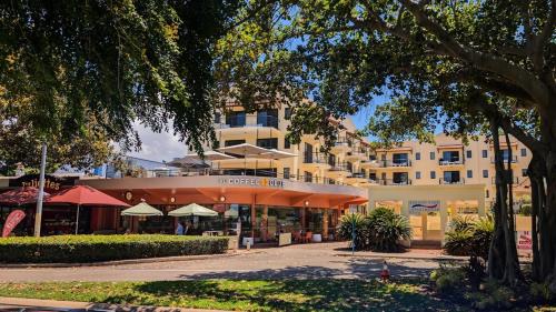 North Ward Apartment | Coastal Comfort - 1 bedroom beachfront apartment