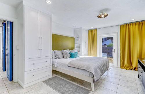 Ocean Cay House | Coastal Cottage 214 - Large Ocean View Deck - Gas Grill