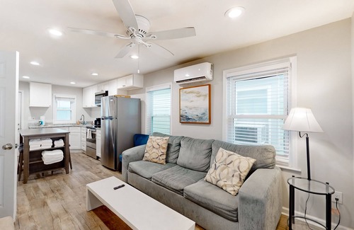 Kure Beach Cottage | Coastal cottage with short walk to the beach and fishing pier