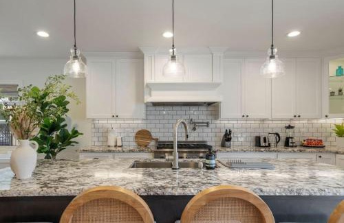 South of Conant House | Coastal Dream Heated Pool Near Beach and Disney