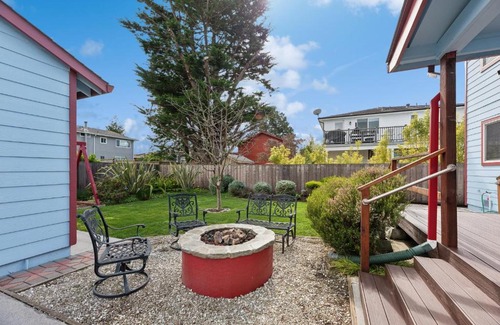 El Granada House | Coastal Getaway home