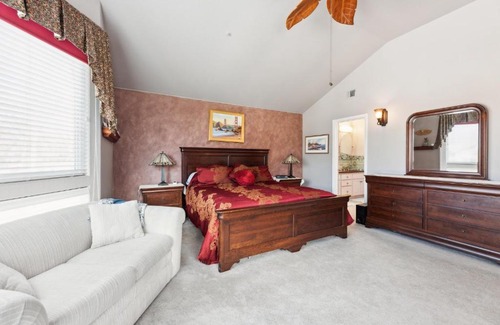 El Granada House | Coastal Getaway home