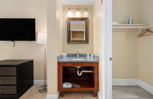 North Ocean City Resort | Coastal Palms Inn & Suites