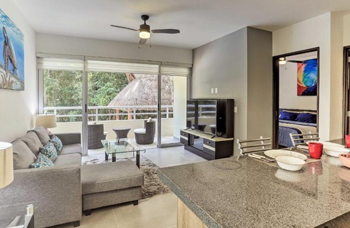 Akumal Apartment | Coastal Resort Condo with Balcony - Walk to Beach!