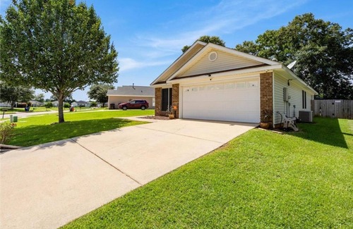 Saint Elmo House | Coastal Stay in Mobile Bay