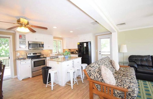Eastward Look House | Coastal Summer Stay!
