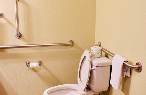 Devils Lake Hotel | Cobblestone Hotel & Suites – Devils Lake