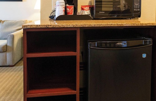 Knoxville Hotel | Cobblestone Hotel & Suites - Knoxville