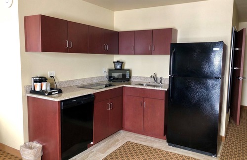 Pulaski Hotel | Cobblestone Hotel & Suites – Pulaski/Green Bay