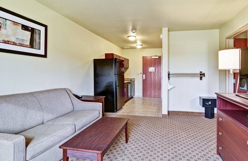 Pulaski Hotel | Cobblestone Hotel & Suites – Pulaski/Green Bay