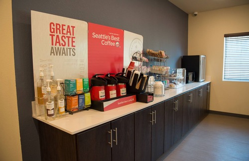 Forest City Hotel | Cobblestone Inn & Suites - Forest City