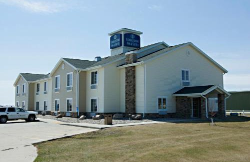 Langdon Hotel | Cobblestone Inn & Suites - Langdon