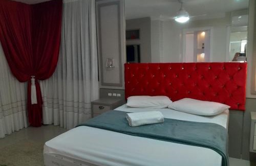 Itapema Apartment | Cobertura c Hidro a 60m do Mar Meia Praia PAT0402