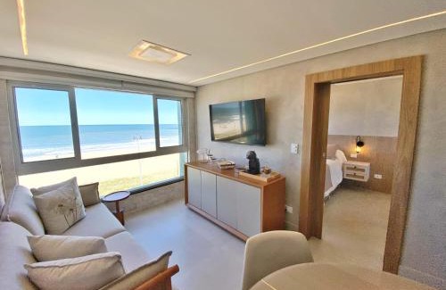 Caioba Apartment | Cobertura duplex de frente para o mar