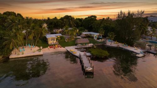 Rock Harbor Apartment | Coconut Bay Resort - Key Largo