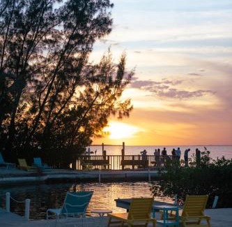 Rock Harbor Apartment | Coconut Bay Resort - Key Largo