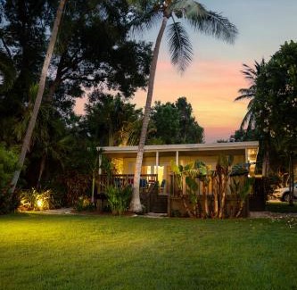 Rock Harbor Apartment | Coconut Bay Resort - Key Largo