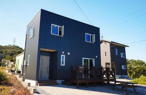 Kaneshi Apartment | CODE ROOMS OKINAWA 今帰仁の貸切宿 BBQと自然を満喫 美ら海水族館 ジャングリア沖縄まで車で20分 最大7名ok