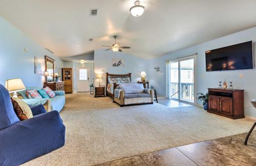Theodore Apartment | Coden Vacation Rental with Bay Access!